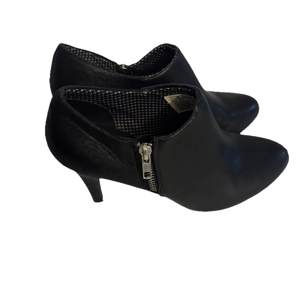 Dexflex Comfort Women's Black Zip Ankle 3 Inch Heel Boots Bootie Size 8.5 - Picture 3 of 15